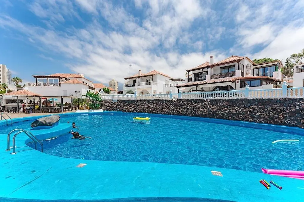 Beautiful Apartments With Large Terrace Close To The Beach Arona