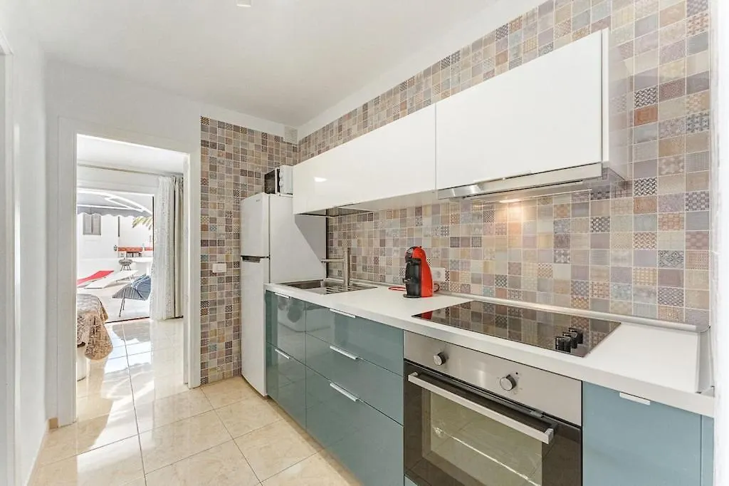 Beautiful Apartments With Large Terrace Close To The Beach Arona
